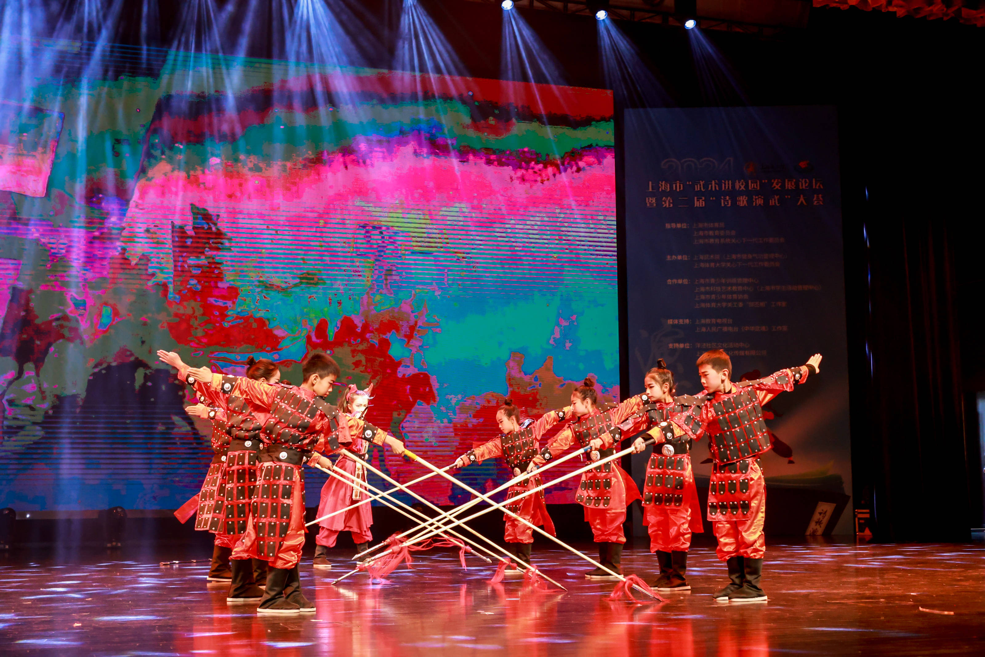 传统武术表演会，文化韵味在运动中绽放的简单介绍