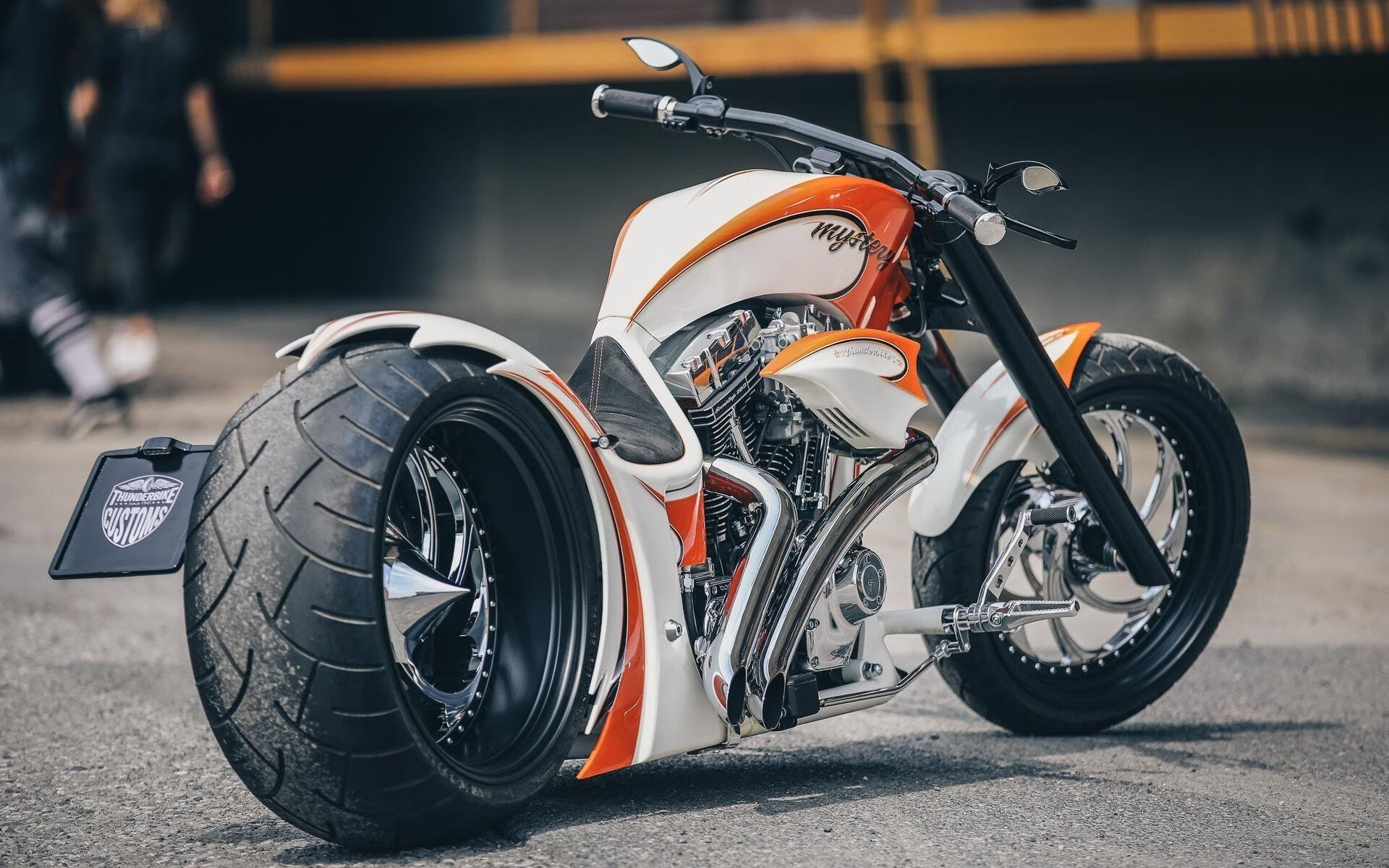 雷霆队年轻球员在场上勇敢亮相,获得肯定,雷霆队介绍