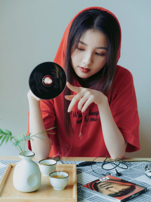 普费夫女子10米跳台决赛技术细腻赢关注